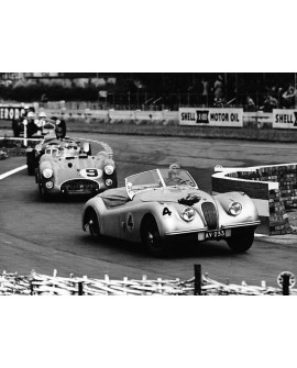 Fotografia clasica blanco y negro coches sports carrera